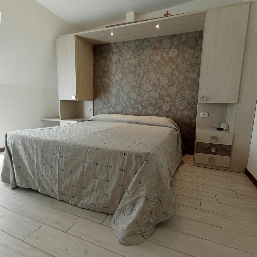 Hotel Arlecchino Milano Marittima Ngoại thất bức ảnh
