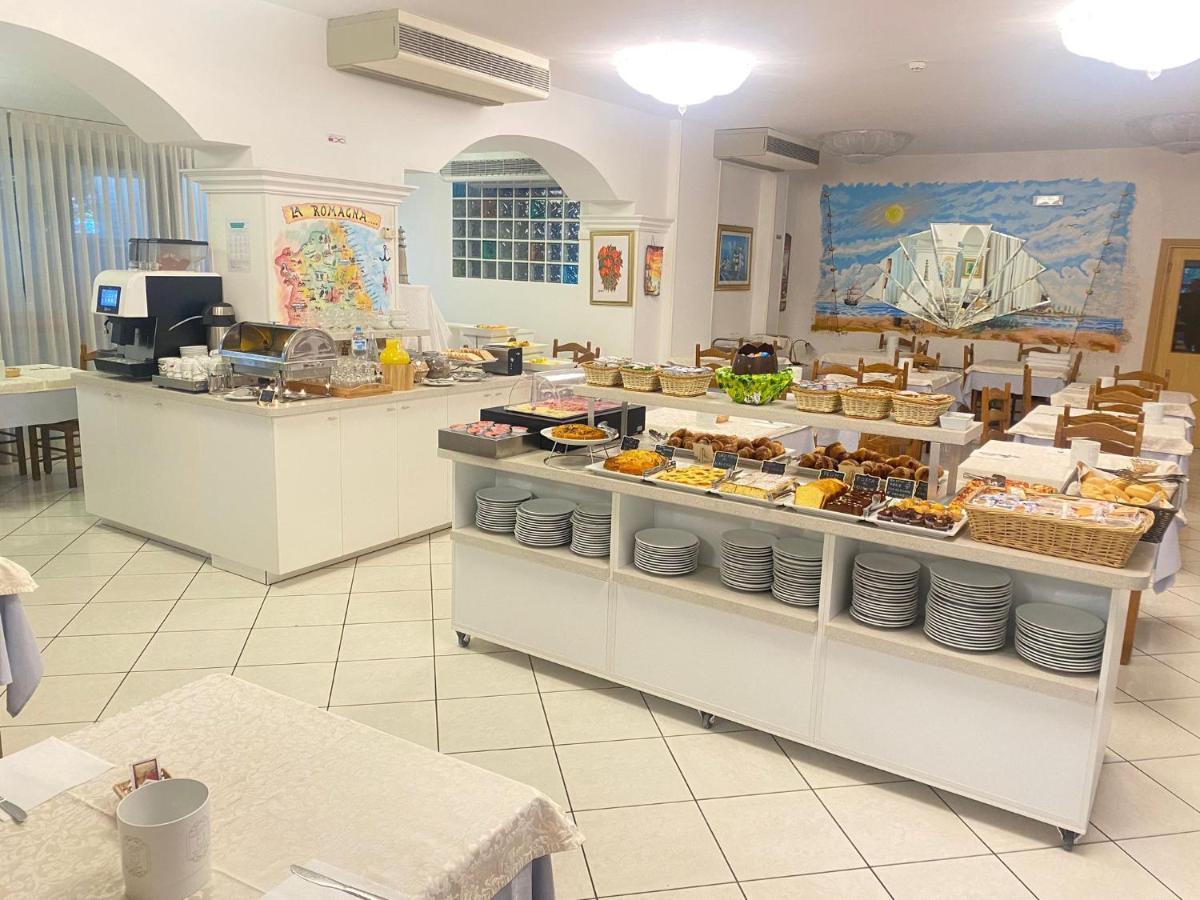Hotel Arlecchino Milano Marittima Ngoại thất bức ảnh