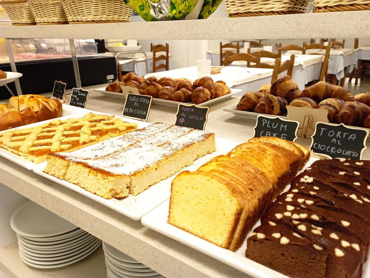 Hotel Arlecchino Milano Marittima Ngoại thất bức ảnh